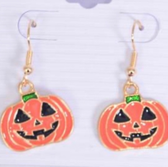 Handmade Pumpkin Halloween Earrings * Listing 1 pair of Pumpkin Earrings… - Picture 3 of 4